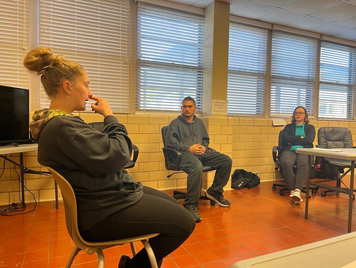 ASDWarriors's tweet photo. Mrs Crawford’s Environmental Science students debated in a mock trial yesterday - should we enforce a 1-child policy, or not? 👶🏽 https://t.co/s2XdPcrC8W