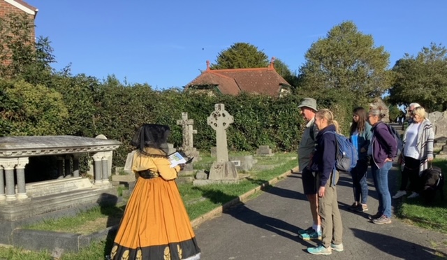 Isle of Wight Walking Festival tweet media