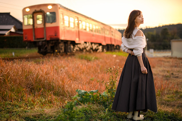 「ミチフォト」も鉄道開業150周年に便乗しておこう！
🎊鉄道開業150周年おめでとう🎊
鉄道xポートレート
#鉄道150周年
 <a href="/yuchina1207/">藤澤友千菜❁⃘</a> @1006_akn  <a href="/ksak1012/">きしあき</a>