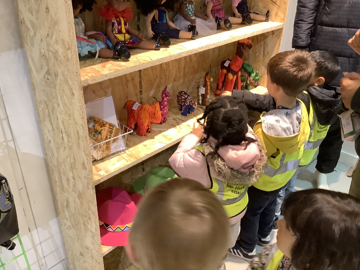 We have been very busy finding different ways of celebrating ‘Black History Month’. Yesterday some of us went on an educational visit to Westfield where we visited the shop ‘Fashion meets Music’. Here we got to see lots of African materials, products, toys, jewellery and clothes.