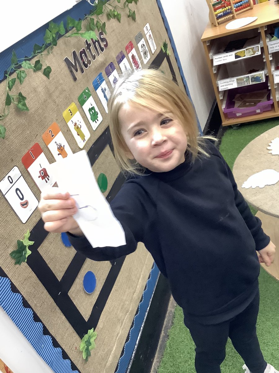 BlackoPrimary's tweet photo. We created our own maths game. We worked together to cut & write our own number cards. The children took turns to hide each number and then used positional language as clues. The children put the numbers in order to work out which card was missing. @ThePennineTrust #MathsEYFS https://t.co/u7VkqL3PXr