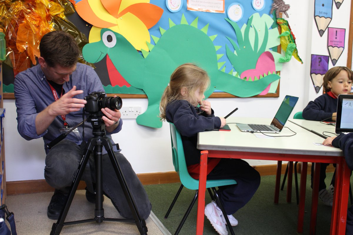 What an exciting day for some of Year 1s who have been using the latest technology for developing handwriting and being filmed as well. @wacomedu @CanopyCIC @KaligoApps_EN #digitalpen #chromebooks #digitallearning