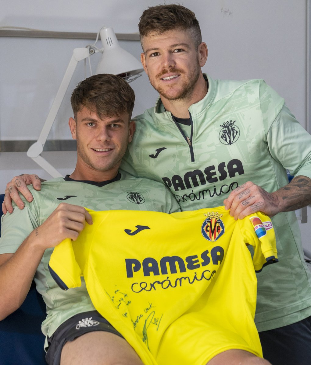 VillarrealCF's tweet photo. 𝐄𝐥 𝐞́𝐱𝐢𝐭𝐨 𝐧𝐨 𝐞𝐬𝐭𝐚́ 𝐞𝐧 𝐯𝐞𝐧𝐜𝐞𝐫 𝐬𝐢𝐞𝐦𝐩𝐫𝐞, 𝐬𝐢𝐧𝐨 𝐞𝐧 𝐧𝐨 𝐝𝐚𝐫𝐬𝐞 𝐧𝐮𝐧𝐜𝐚 𝐩𝐨𝐫 𝐯𝐞𝐧𝐜𝐢𝐝𝐨 💛 https://t.co/Ih9NKm5Qa4