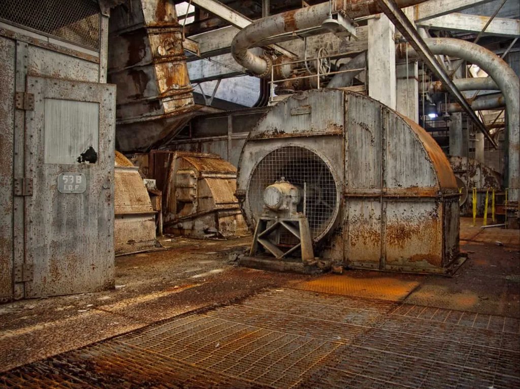 Route1V's tweet photo. DAY 14 | Places along #usroute1 that make your skin creep and crawl | Richmond Generating Station | Philadelphia PA
Follow link for full view
https://t.co/yQAH3MzE5r https://t.co/fBtEd7rCFY