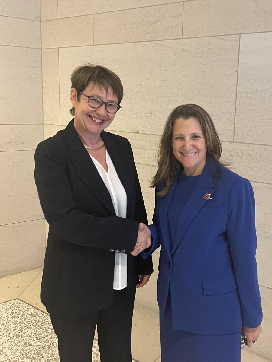 cafreeland's tweet photo. Yesterday, Canada signed an agreement that will enable @EBRD to provide a €300 million loan to help keep the heat and lights on in Ukraine this winter. I hope other countries will soon follow Canada’s €36.5 million guarantee. https://t.co/ArcYSwrUDj