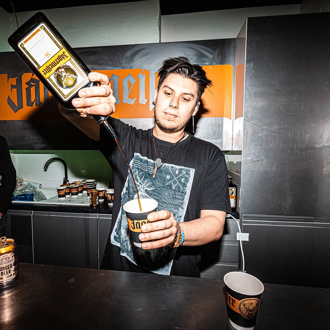 icecoldsuper's tweet photo. Ever had a rave in a supermarket...? Didn't think so! 

The @JagerUK Icecold Supermarket doors are open for one last day. Get down to 58 Oxford Street before it's too late! https://t.co/pt4Kv4w4zO