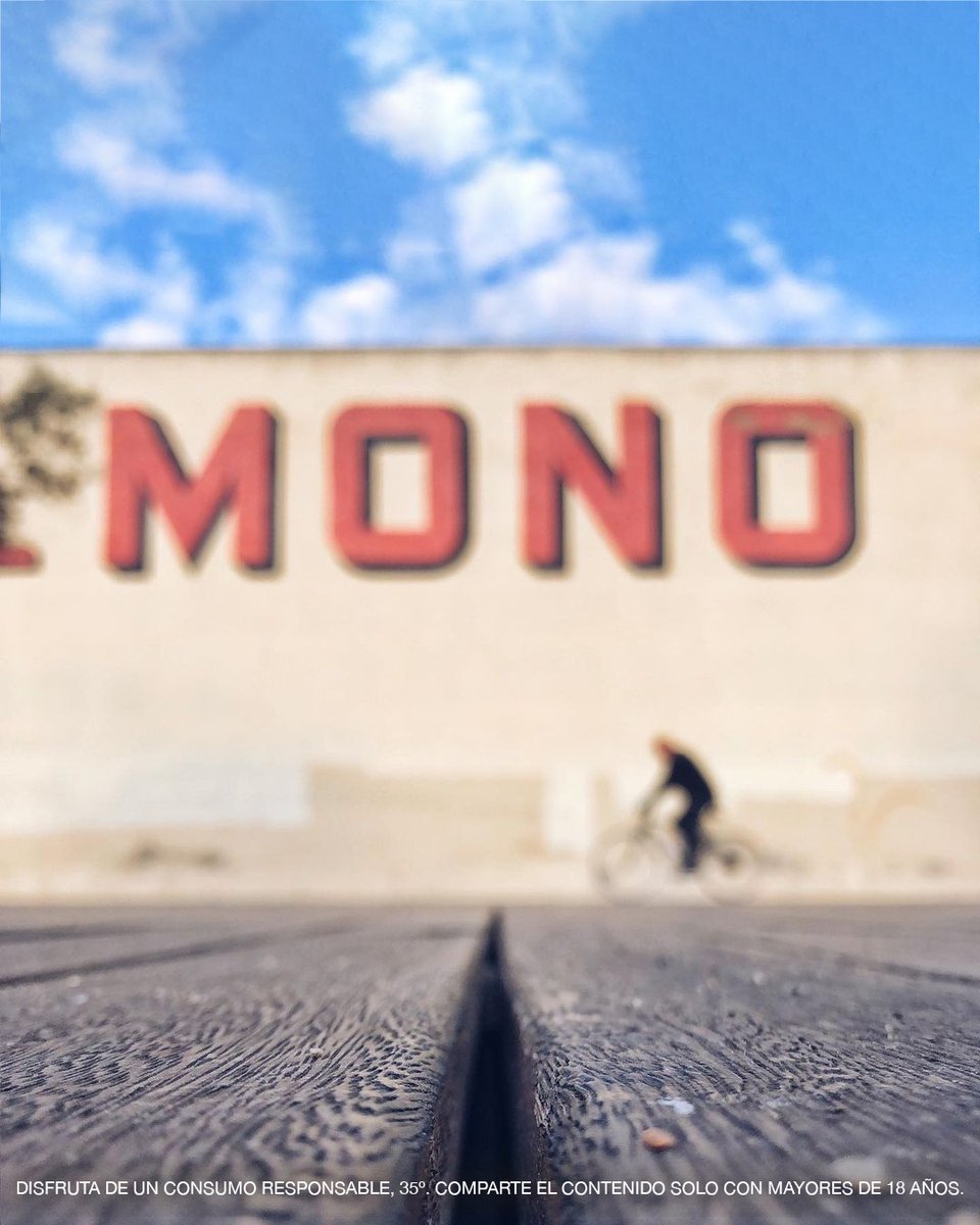 La fachada de Anís del Mono tiene muchos puntos de vista. Gracias @xopet1969 por compartir con nosotros el tuyo. #AnisdelMono