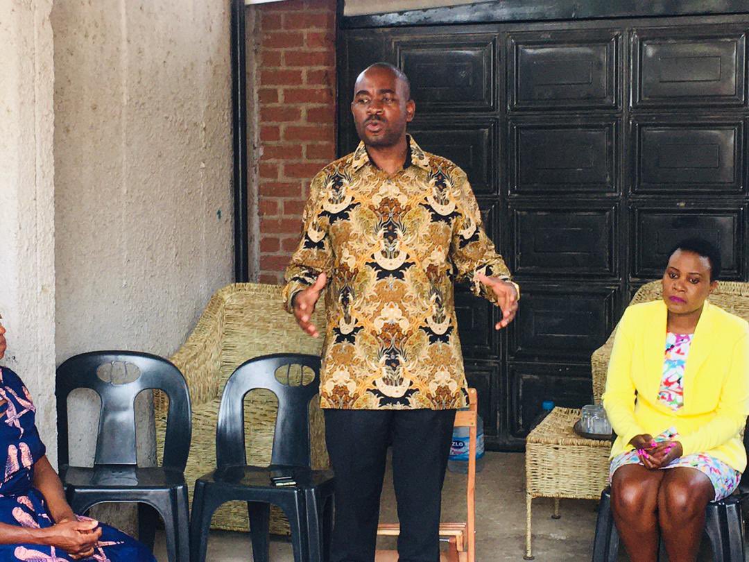 nelsonchamisa's tweet photo. I’m in Chitungwiza visiting the #Nyatsime17 families. https://t.co/n4jU6aBi8U