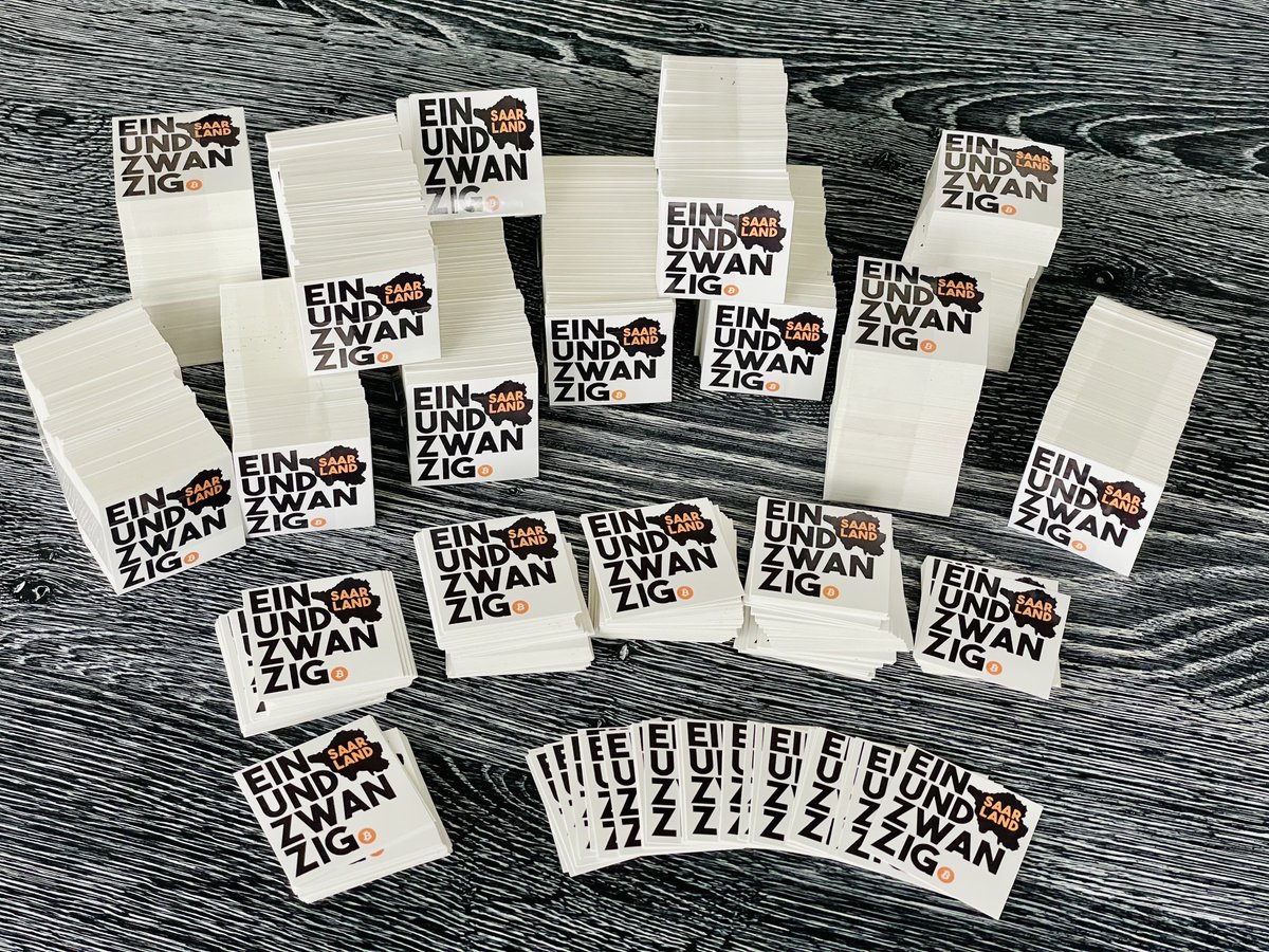 einundzwanzigSL's tweet photo. Es geht weiter... 🚀
Weitere 2500 Sticker sind endlich angekommen. 🧡🔥

@_einundzwanzig_ ist, was du draus machst!

#Einundzwanzig 
#EinundzwanzigSaarland https://t.co/yNRyG2KED0