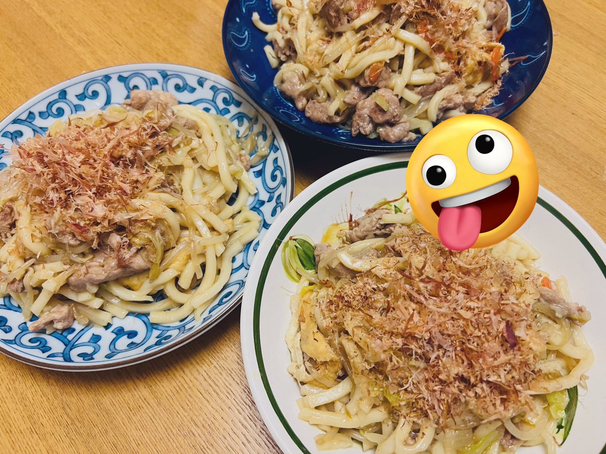 blue_ayir's tweet photo. 今日は焼きうどーん＼( 'ω')／
家族に喜んでもらえてよかった🤤

ごちそうさま！

#今夜は焼きうどんでキメる
＃鰹節たっぷり https://t.co/p46TW26wJg