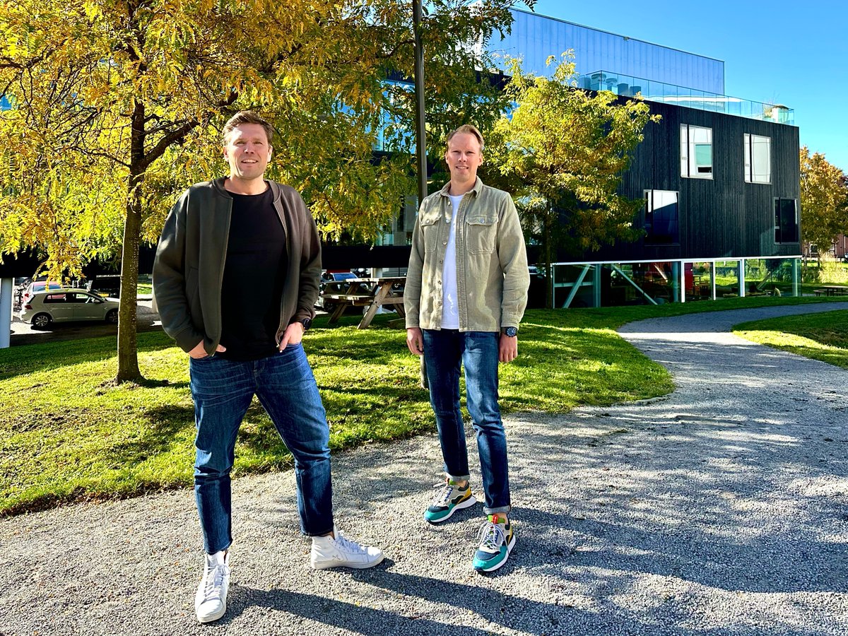 Handpicked agencies (@byhandpicked) on Twitter photo BREAKING NEWS 🚀🚀🚀: Handpicked agencies lanceert HighFive, a Web3 agency. Met veel enthousiasme ontvangen wij <a href="/mlelieveld/">Mike Lelieveld</a> als medeoprichter van HighFive.
<a href="/wearehighfive/">HighFive, a Web3 agency</a> handpickedagencies.com/nl/handpicked-… BREAKING NEWS 🚀🚀🚀: Handpicked agencies lanceert HighFive, a Web3 agency. Met veel enthousiasme ontvangen wij <a href="/mlelieveld/">Mike Lelieveld</a> als medeoprichter van HighFive.
<a href="/wearehighfive/">HighFive, a Web3 agency</a> handpickedagencies.com/nl/handpicked-…