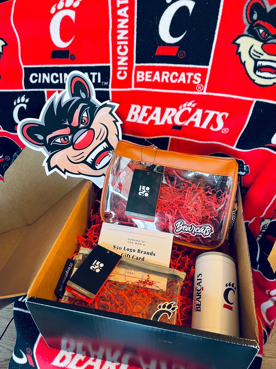 TarynMoske's tweet photo. Happy #FanBoxFriday Bearcats! Check out the @uofcincy latest tweet to enter to WIN this fan box from @logobrandsinc! With the new clear bag policy at Nippert this fan box is the perfect addition to your Bearcat collection!🐾❤️🏈🖤 #GoBearcats https://t.co/O4IbiMlCDC
