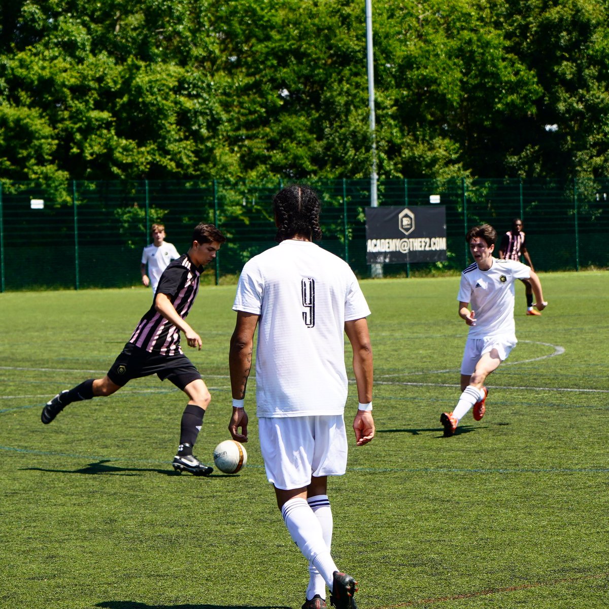 ftbl_academy's tweet image. Good luck to all the ballers who are playing this weekend ⚽️🤞🫡 be sure you show off your tekkers 🙌

#f2 #f2family #football #soccer #footballplayer #footballer #footballseason #footballskills #team #play #player #baller #ballers #goal #goals