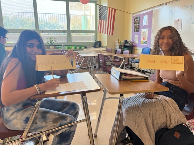 WVMSDragons's tweet photo. 8th graders in Mrs. Peterson's Social Studies classes mingled in their "Abolitionist Mixer" activity learning about various American abolitionist leaders #bringhistoryalive #WVMS #LMSD https://t.co/hqXgCMV6K9