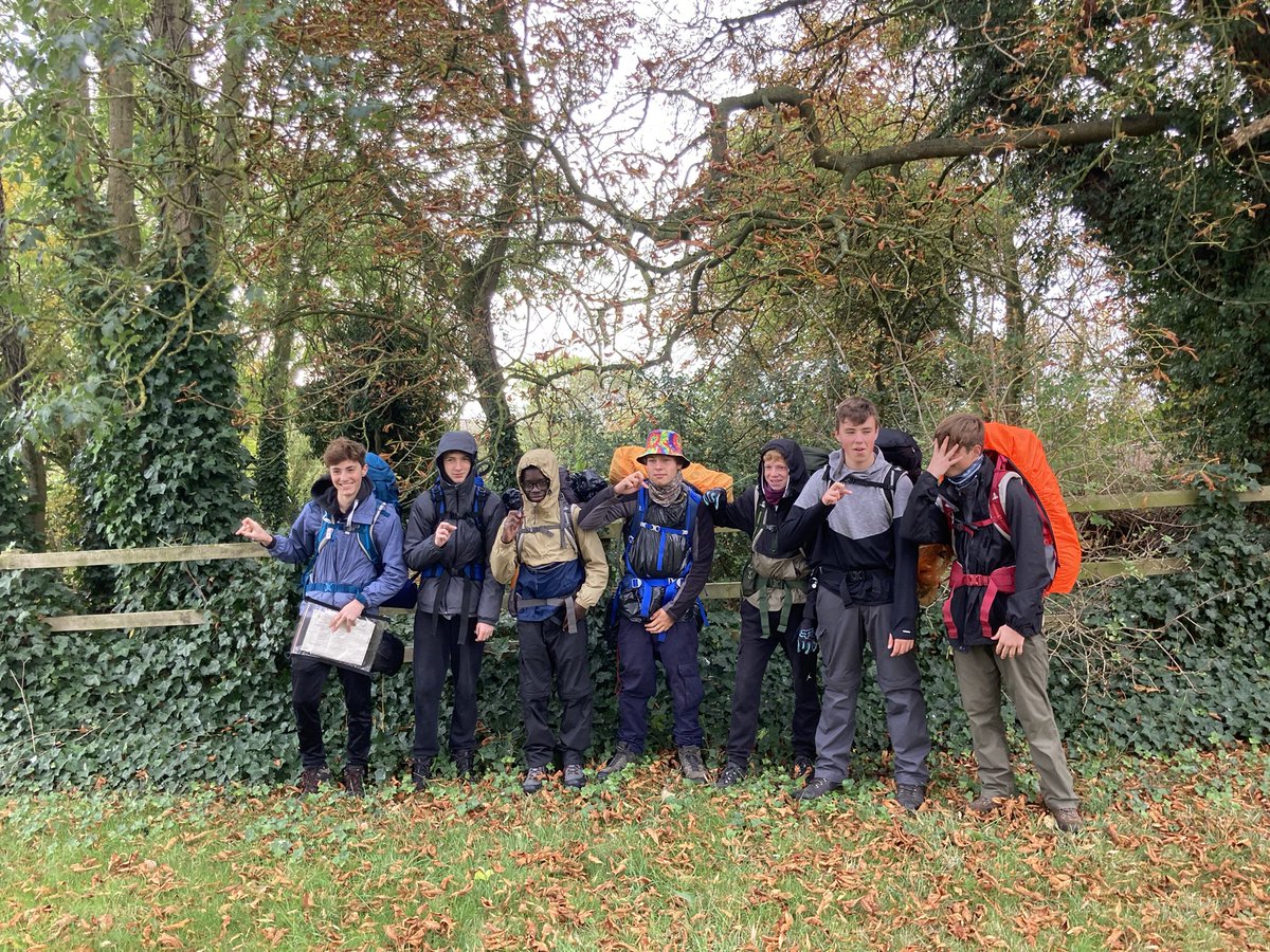 SharnbrookOE's tweet photo. And they’re off. Silver DofE qualifying expeditions set off this morning. All walking groups were planned and set off by 10am #dofe #silver #going4silver #greatoutdoors https://t.co/iPAIy3m6IH