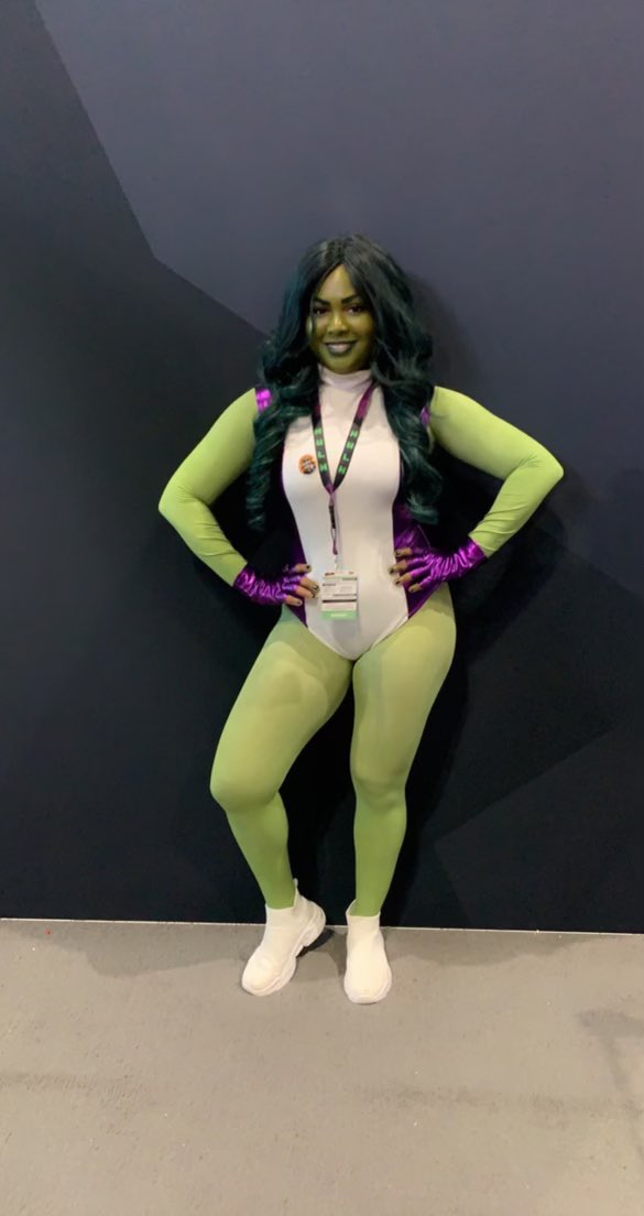 TrueR3sili3nt's tweet photo. My first #newyorkcomiccon, I had a great time!! https://t.co/RqTLhyDOM0