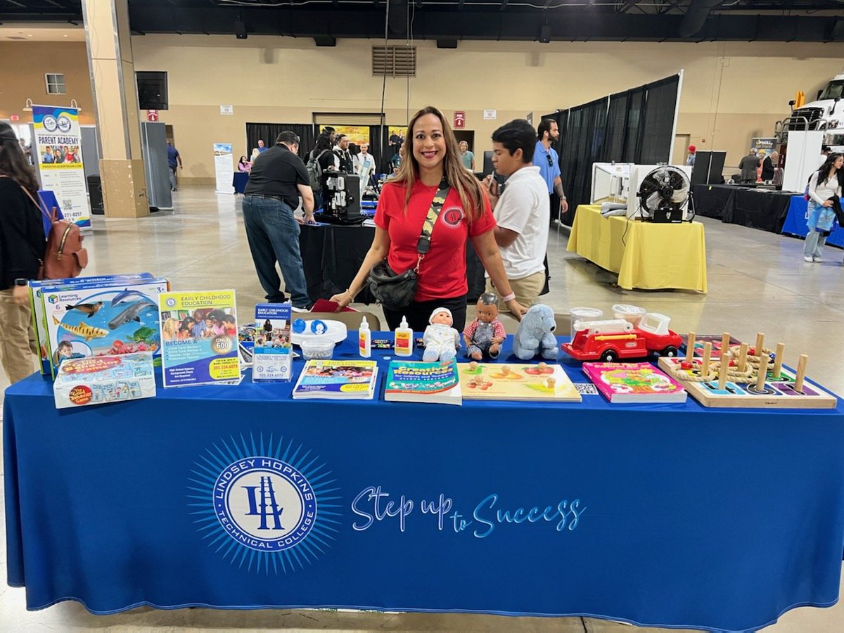 Lindsey_HTC's tweet photo. 📢 Come join us TODAY❣ WE are READY to welcome and share with YOU our dynamic programs💫
Make US your College today!!! 📲 305.324.6070  ☎️  
#UPSKILL  #GetEmployed and #FallCareerTechFair #stepuptosucess https://t.co/mf3AvaWgEV