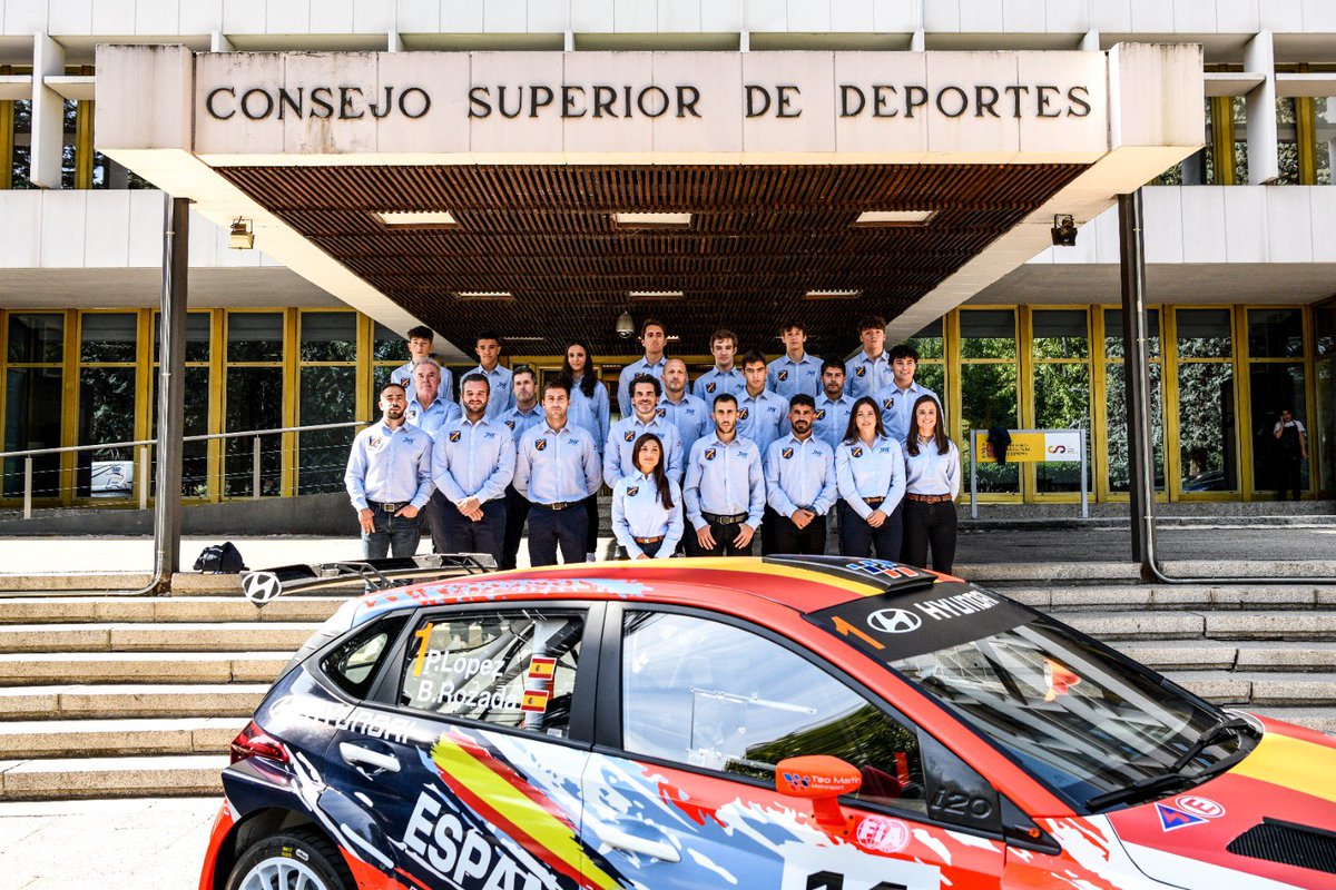 RFEdeA's tweet photo. 🔥 ¡ESTA ES #TuSelección! 🔥

🇪🇸 Hoy hemos vivido una jornada memorable en la sede del @deportegob.

📸 Accede a la galería de fotos:
https://t.co/3Zcsby1oJW https://t.co/PX33AaHhMR