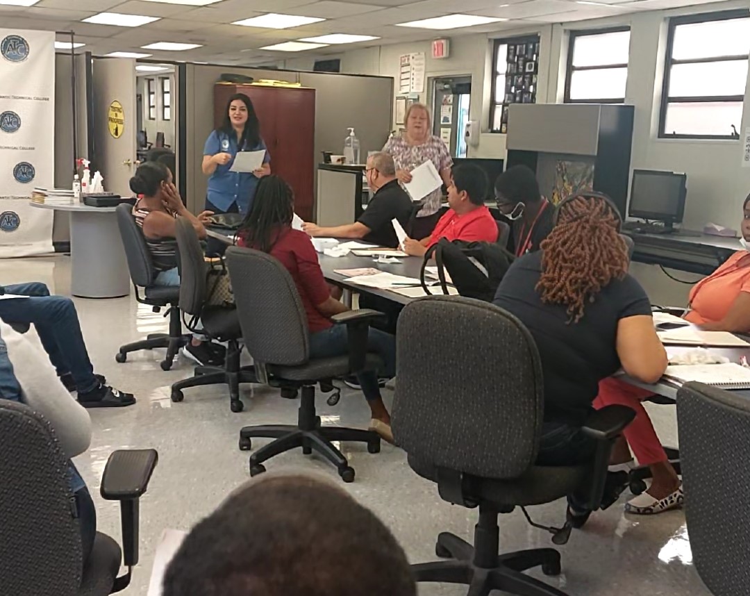 ATCTechCollege's tweet image. ATC students are supported at all levels.  The Counselors and Advisors from the Office of Student Affairs visited the ESOL and Academic classes to provide students with information to plan their entry into CTE programs.

We are eager to support you!

#ATC #AtlanticTech #GetThere