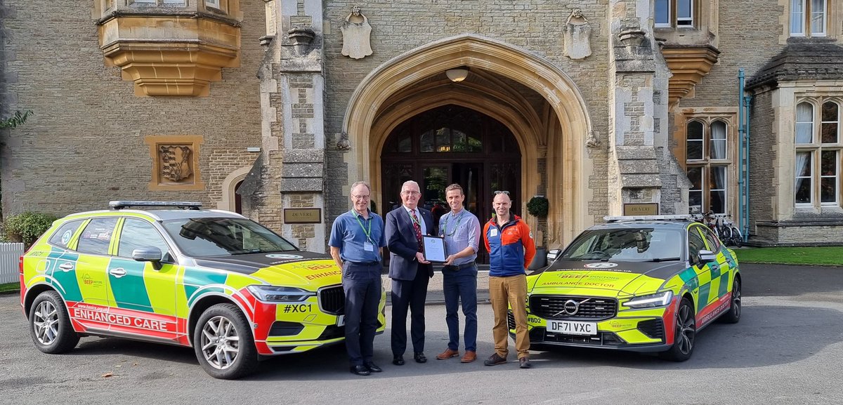 BeepDoctors's tweet photo. End of a great 2 days #BASICS2022 conference, thanks to everyone for all their hard work. Congratulations to Dr Chris Moss who recieved the chairman's award for services to @BeepDoctors. https://t.co/shf2Fu6yWj