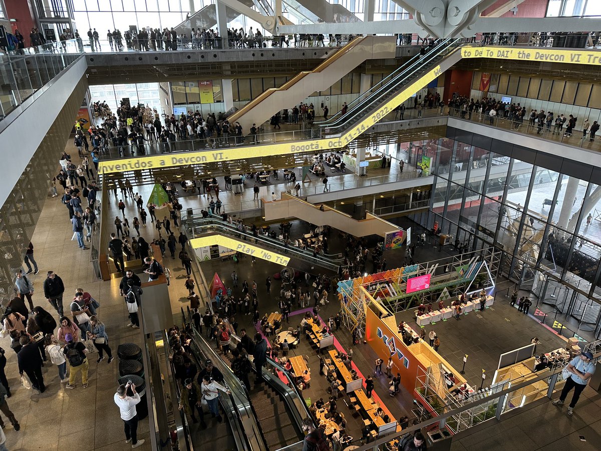 ampdotxyz's tweet image. Goodbye Bogotá! @EFDevcon #DevconVI brought together the brightest developers and industry leaders. Sessions and workshops shared the latest technical insights in the Ethereum ecosystem. The infinite garden is blooming!