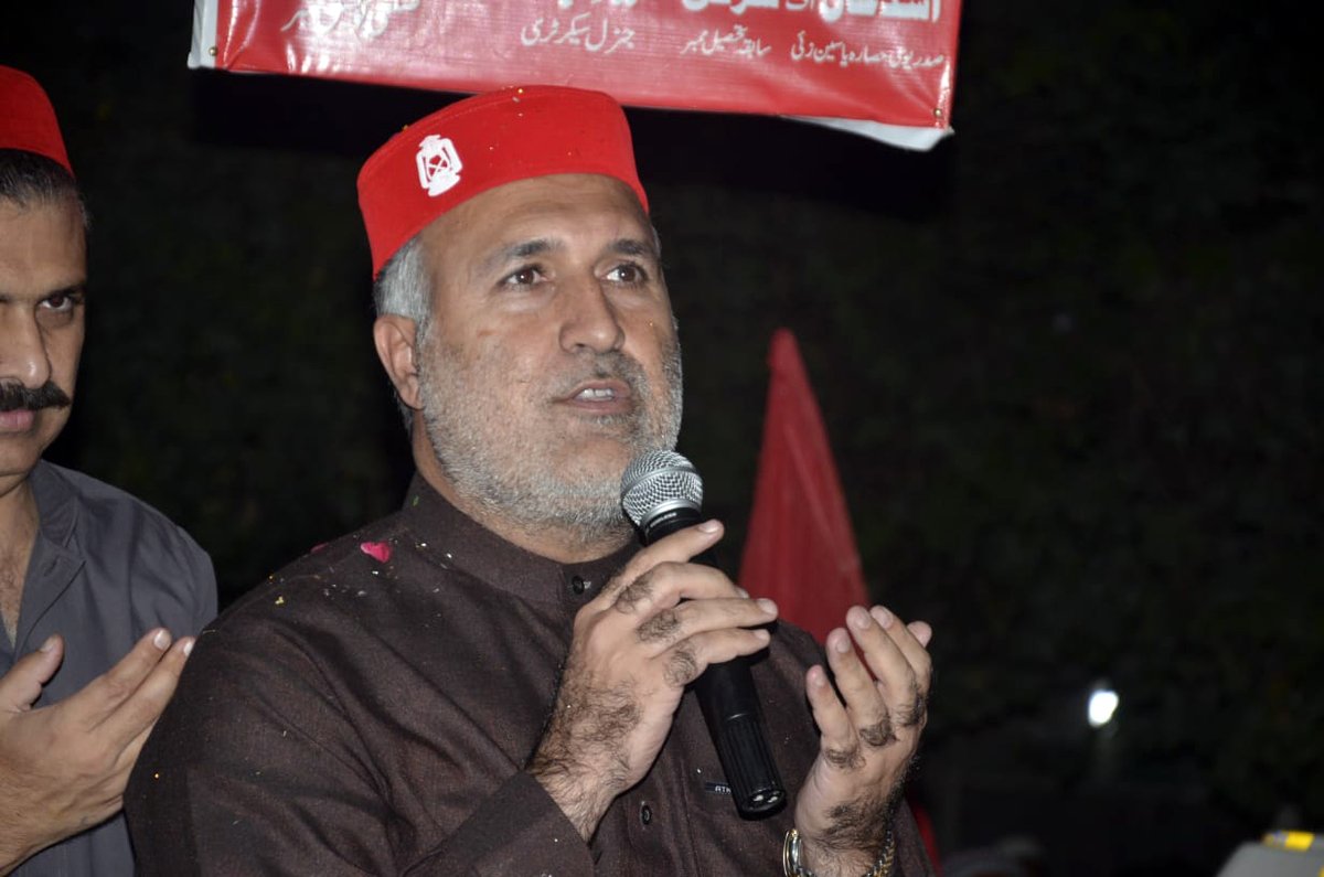 ANPMarkaz's tweet photo. این اے 24 چارسدہ، صدر عوامی نیشنل پارٹی خیبر پختونخوا ایمل ولی خان کی قیادت میں عظیم الشان ریلی، رجڑ بائی پاس (زوڑ بازار) پر کارکنان و ذمہ داران کا صوبائی صدر ایمل ولی خان کے قافلے کا پرتپاک استقبال۔

#Vote4Laltain |  #CharsaddaANPKa https://t.co/hpik3UAgV9