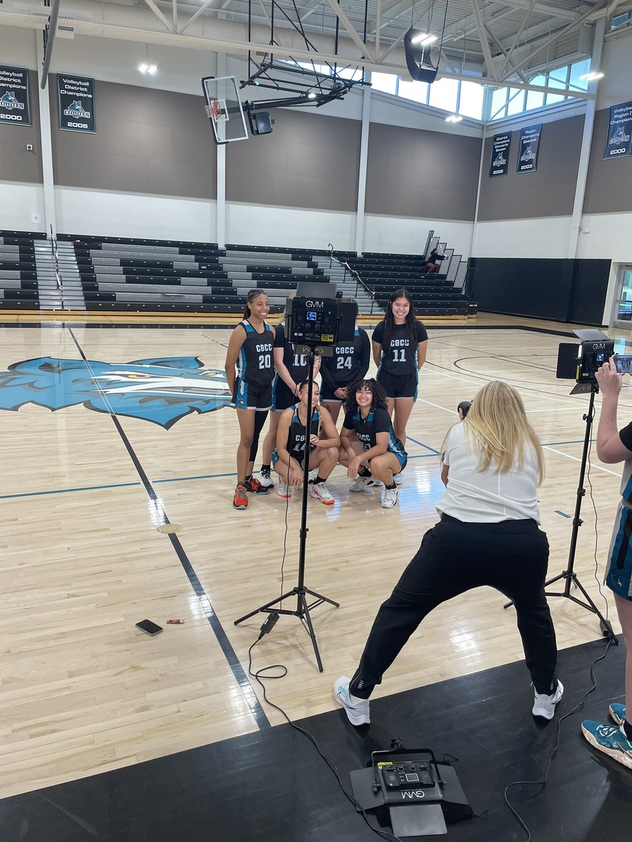 BTS of Media Day…Go Yotes! 📸🏀🔥