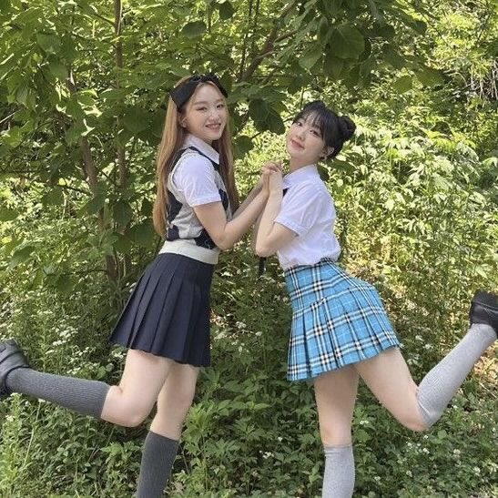 loonaOTD's tweet photo. these yeojin gowon pics happened almost a whole year ago…
#GOWON #YEOJIN #LOONA
#고원 #여진 #이달의소녀 https://t.co/tbMvR76o0D
