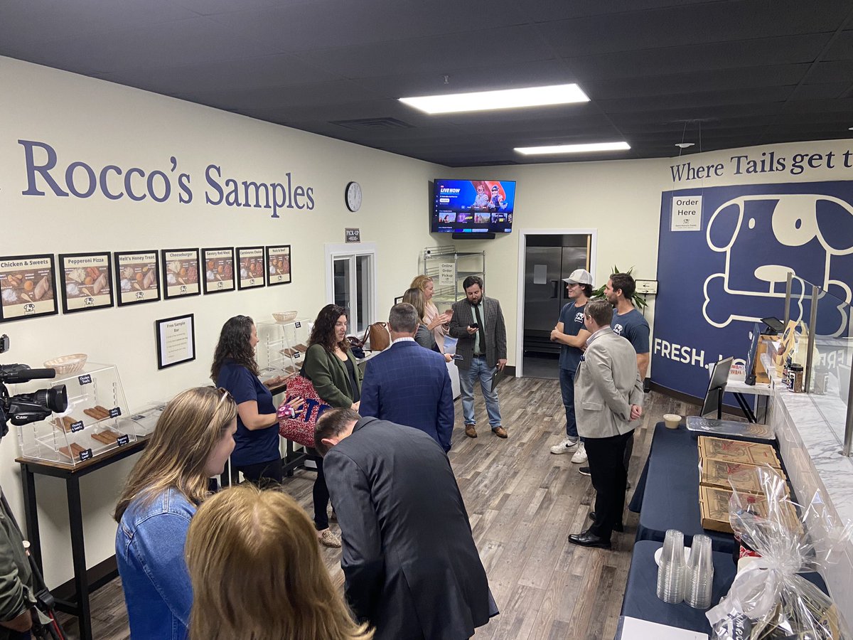 PSDCareerPaths's tweet photo. NEW BUSINESS ALERT 🚨:
Saint Rocco’s Dog Treats in Pipersville PA. Ribbon cutting today with the Grand Opening tomorrow (10/15).  Come check them out. Fresh. Local. Quality. #saintroccostreats #pennridgeproud https://t.co/8NQWCcnrtX