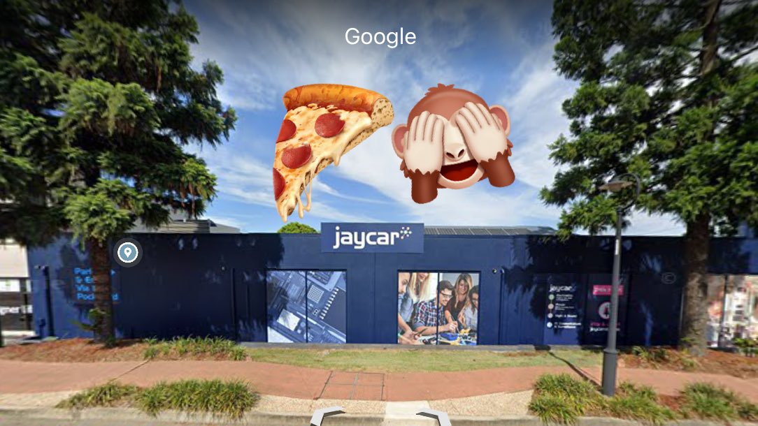 rbrink77's tweet photo. @UTBAPH Despite massive attempts to hide it, Jaycar Electronics in Strathpine (Qld Australia) clearly used to be a Pizza Hut. https://t.co/Ksx63nNNiu