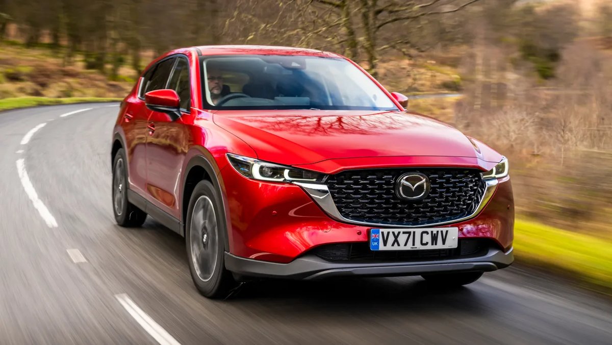 NorthamptonMtrs's tweet photo. Sporty, imposing, refined. That's the Mazda CX5. Find more: https://t.co/IYLQDkuJLw
#Motorparks #MazdaCX5 https://t.co/D7joZp2yFs