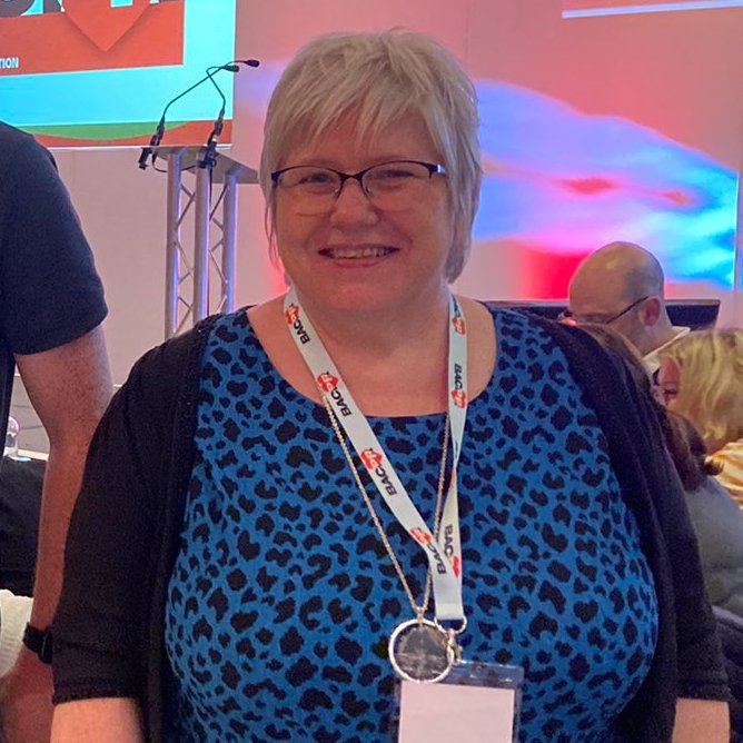 Congratulations to Nikki Gardiner, Clinical lead for Cardiac & Pulmonary Rehabilitation, who won the Best Poster award at the @bacpr conference. Nikki said: “The award was voted for by the attendees so it was brilliant to receive recognition for the work we’re doing.”