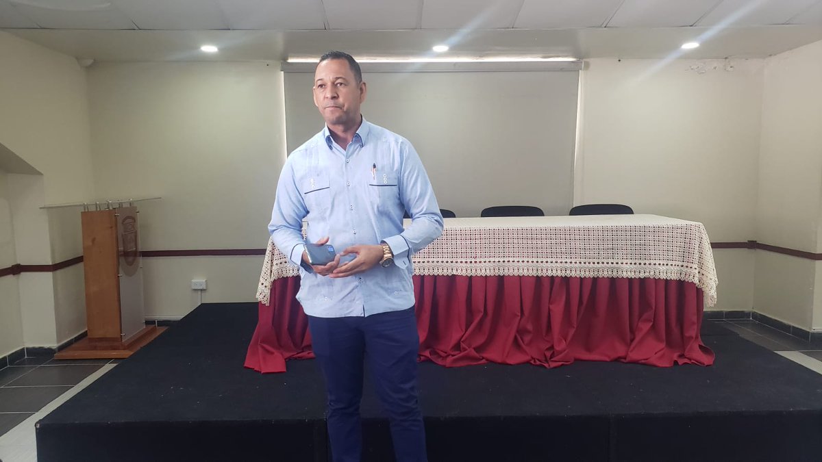 DISTRITO EDUCATIVO 15-01 tweet media