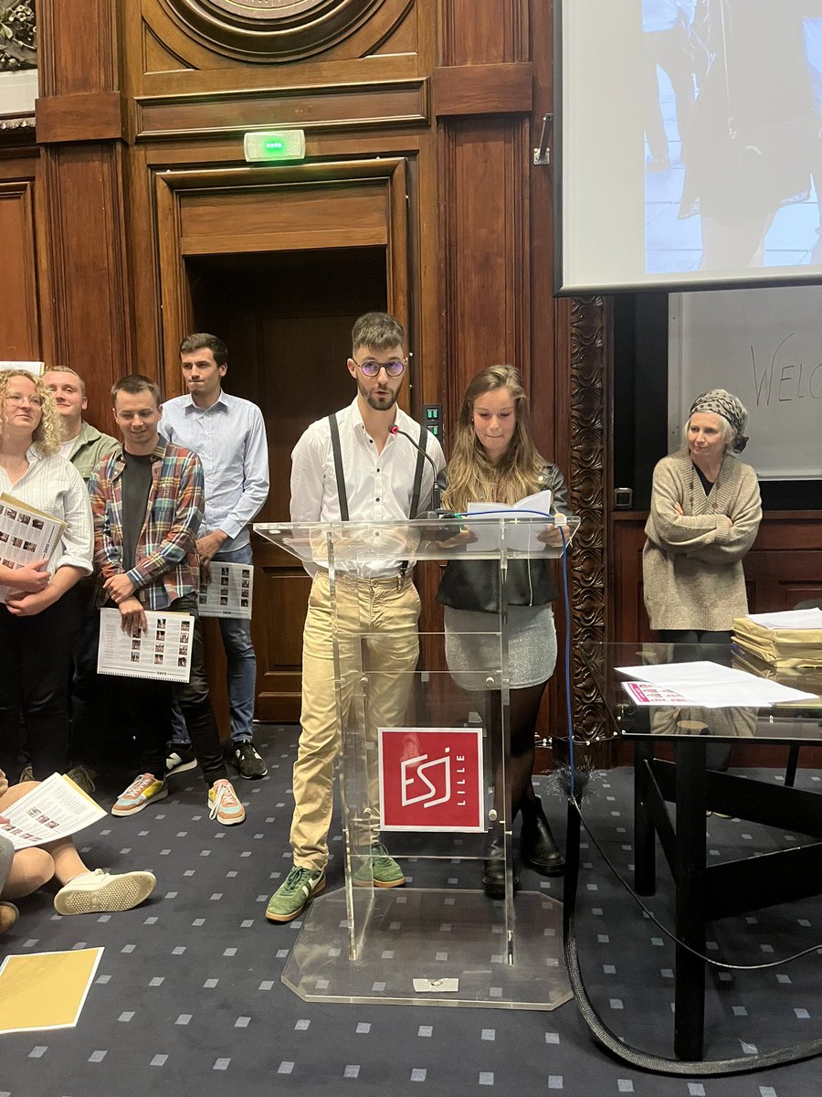 Bonne continuation à la 27e promo de la filière Presse de proximité ! 
Fin de leur contrat d’apprentissage en septembre dernier et déjà 75% d’entre eux/elles embauché(e)s, dont 10 en CDI ! Avec @laurentbrunel