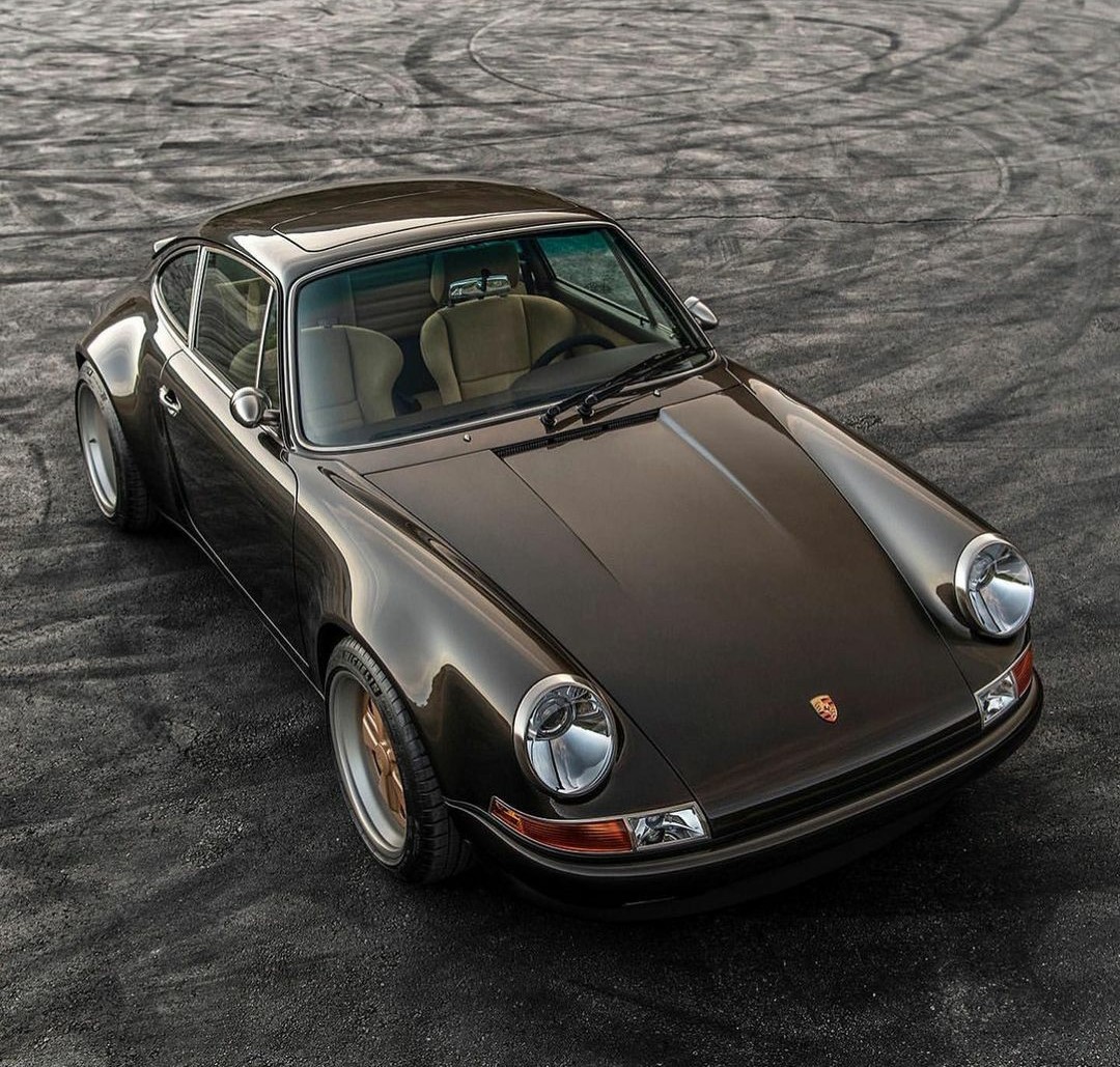 PorscheCIub's tweet photo. Dixon Bronze Singer 964 https://t.co/VUcw3Z77hV