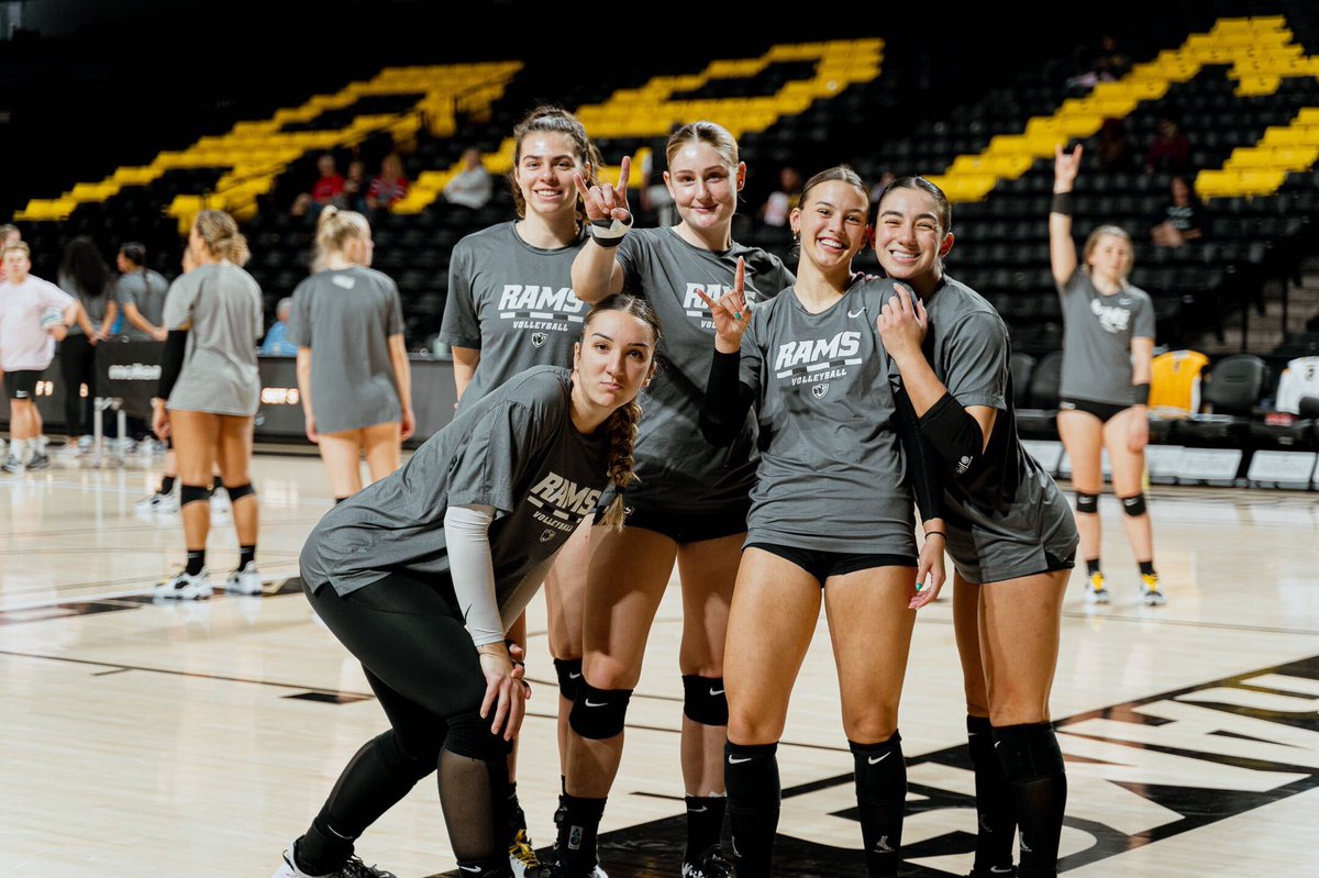 VCUvolleyball's tweet photo. let’s add another to the W column 🤘 https://t.co/HI0EWew6Y1