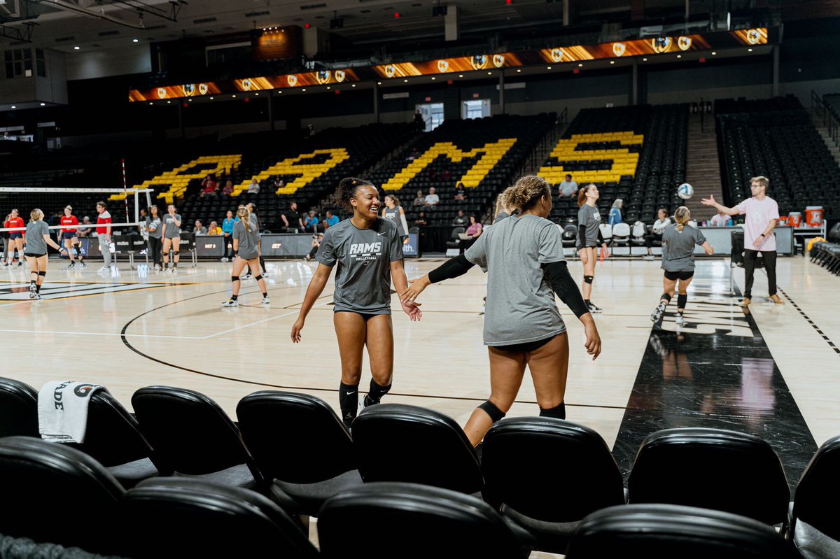 VCUvolleyball's tweet photo. let’s add another to the W column 🤘 https://t.co/HI0EWew6Y1