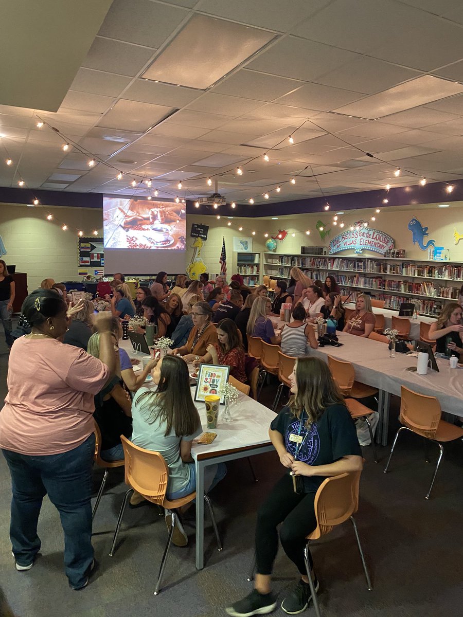 Villas Elementary tweet media
