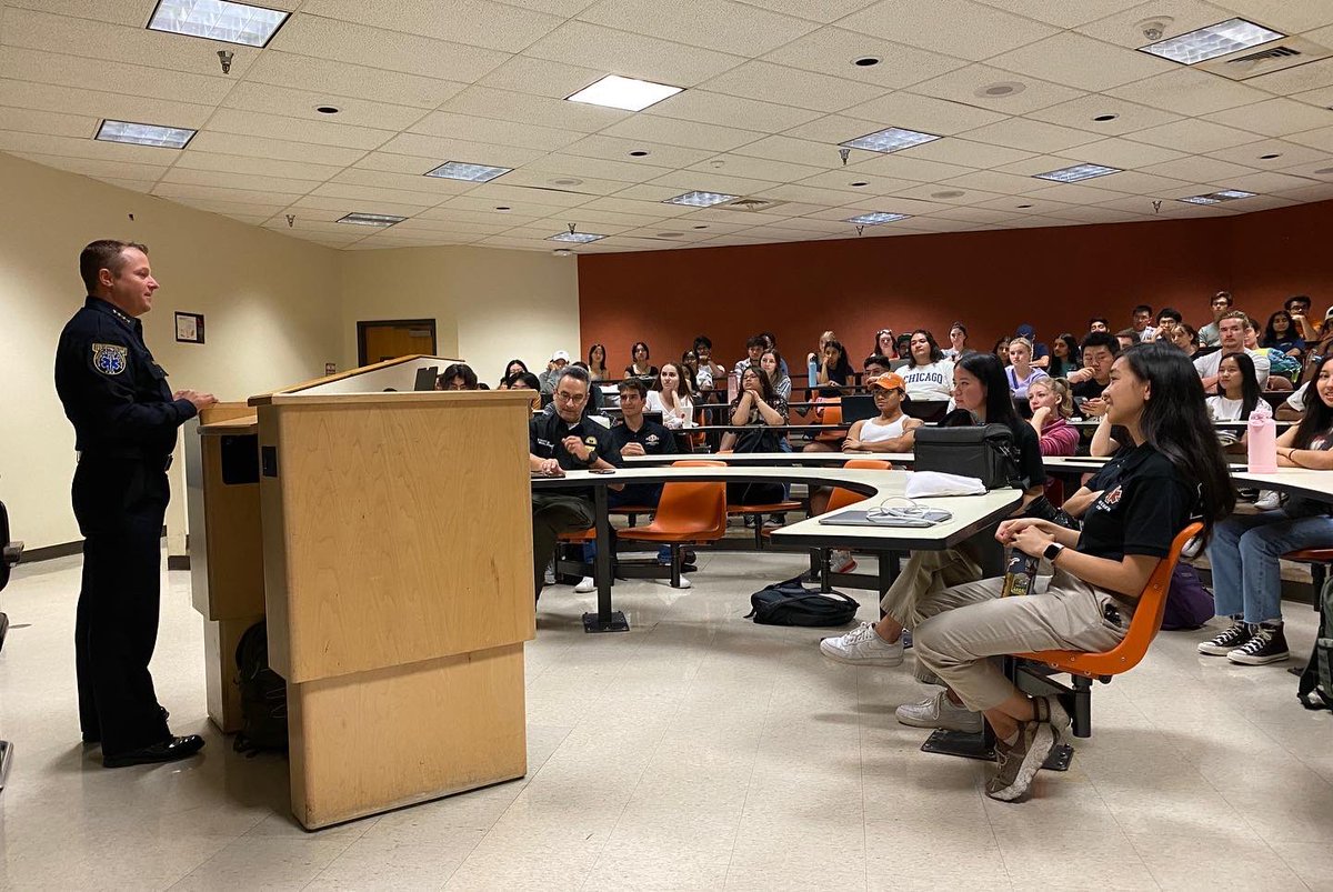 UTLonghornEMS's tweet photo. Thank you to Dr. Escott and Chief Luckritz for speaking at our past General Meeting. We learned so much about @ATCEMS and ways we can support you all! 🚑 https://t.co/ph6RFwVl7E