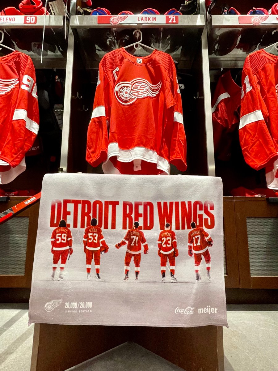 TONIGHT! ✨

Every one in attendance for the Home Opener at Little Caesars Arena will receive an Opening Night rally towel, courtesy of <a href="/CocaCola/">Coca-Cola</a> &amp; <a href="/meijer/">Meijer</a>!