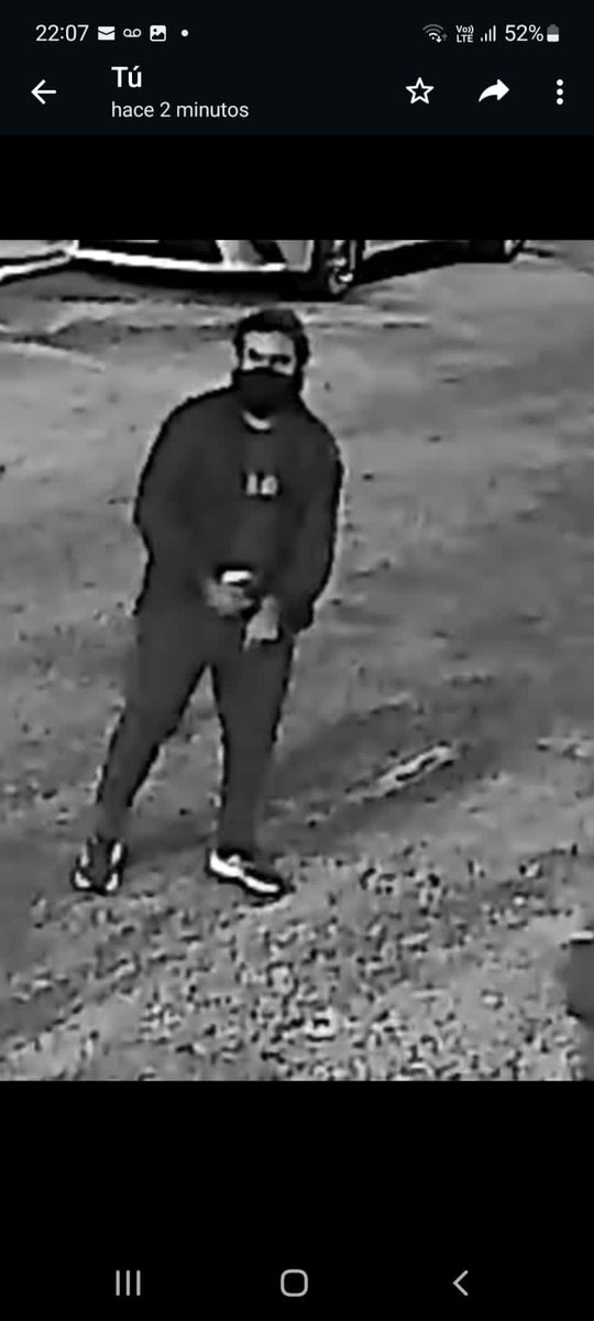 VillaDeCortesBJ's tweet photo. El día de ayer 13 de octubre, 21:30 hrs, este presunto agresor sexual, intentó atacar a joven en Playa Revolcadero entre Playa Encantada y Eje 6 Sur.
No podemos permitir violadores en las calles. @FiscaliaCDMX @SSC_CDMX @Claudiashein @OHarfuch https://t.co/NkWvzWQwB7