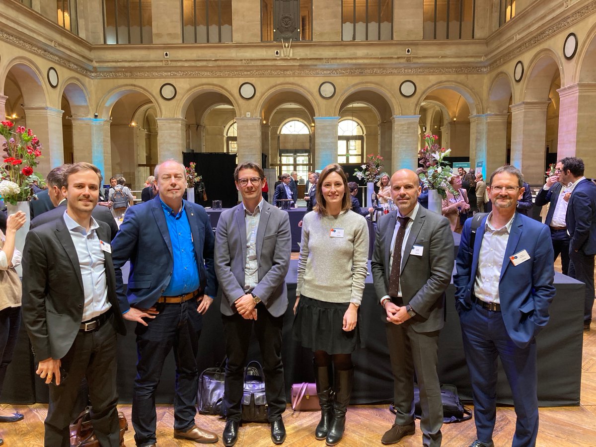 Servier's tweet photo. #HTID4 is now over! We were very pleased to share with experts and peers. This event aims to foster partnerships between players of the healthtech ecosystem to develop innovative treatments.
Collaboration is key to accelerate patient access to innovative treatments.
@HTID_Paris https://t.co/ePeZl4jBVg