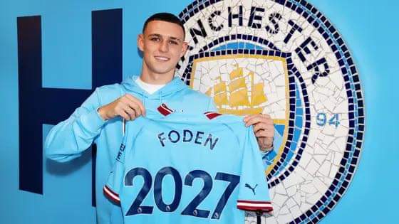Official, confirmed. Phil Foden has finally signed new long-term contract with Manchester City valid until June 2027. 🚨🔵 #MCFC

“It’s a dream come true. I have been a City fan all my life. I love this club, so to know I am going to be a part of it until 2027 feels amazing”.