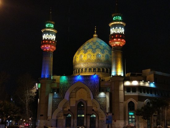 icro_sa's tweet photo. Imam jafar Sadegh (A. S.) The believers have four signs:
good humor, tactfulness, kind heartedness and openhandedness.
#icro #سازمان_فرهنگ_و_ارتباطات_اسلامی #icro_sa #iran #infoicro #رايزني_فرهنگي_ايران_در_آفريقاي_جنوبي https://t.co/NRxlvUO6X0