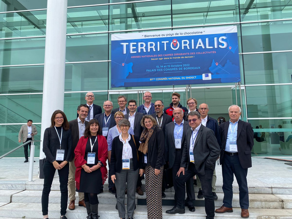 Très belle implication des collègues du @sndgct #CentreValDeLoire lors de l'édition 2022 de #Territorialis, à <a href="/Bordeaux/">Bordeaux</a>.
Un temps de travail et de formation autour des transitions écologique et énergétique de nos collectivités territoriales.
#AgirPourDemain
#DGS #DGAS #CollTerr