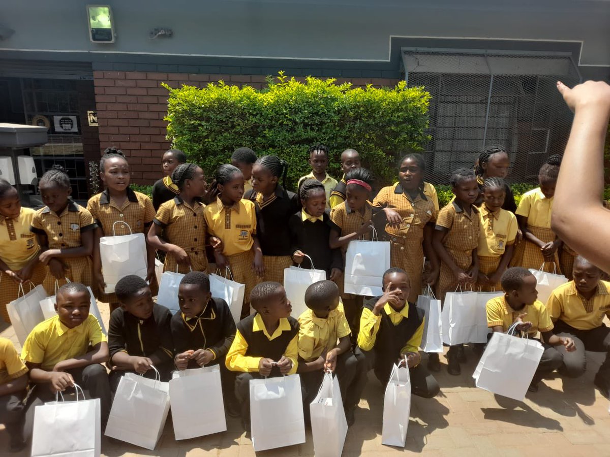 Thank you to all GGF contributors🤍
And to my lovely fellow admins,GOD BLESS YOU ALL (<a href="/KeletsoR_/">Keletso🦄🇿🇦</a>  and Sis Jeminah thank you for taking time to package and deliver🙏🏾❤️
Through thick and thin ❤️

These little ones are so grateful🤍