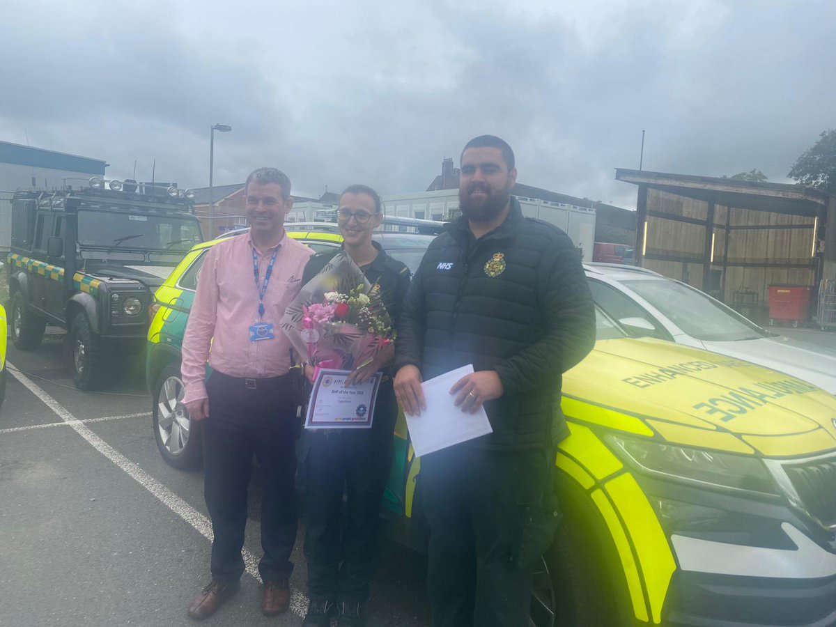 meganmac78's tweet photo. AHP Tweets

Congratulations to Izzy &amp; Matt for being nominated for an AHP Award #AHPsDay #IOWNHS #IOWAHPs @Pieterjoubert20 @TeamIOWNHS
@NicLongson @JEdgington @JulieyPearce4 https://t.co/0uPRv2cHXF