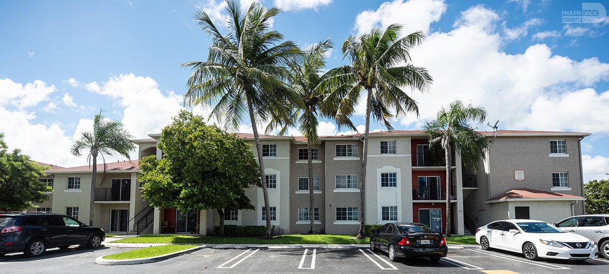 MiamiDadeCounty's tweet photo. If you live in a rental property in Miami-Dade and have difficulty paying rent, help is available. The Emergency Rental Assistance Program has expanded, offering financial relief to more of #OurCounty residents. Visit https://t.co/8F6zAgoO7e to learn more. https://t.co/HNvFffEIuH
