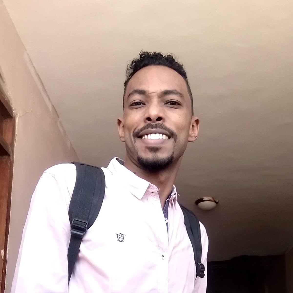 mr_brbr17's tweet photo. #NewProfilePic
شين لكن بملاك حنان 🤣🤣🤣 https://t.co/sswHXA6dZJ