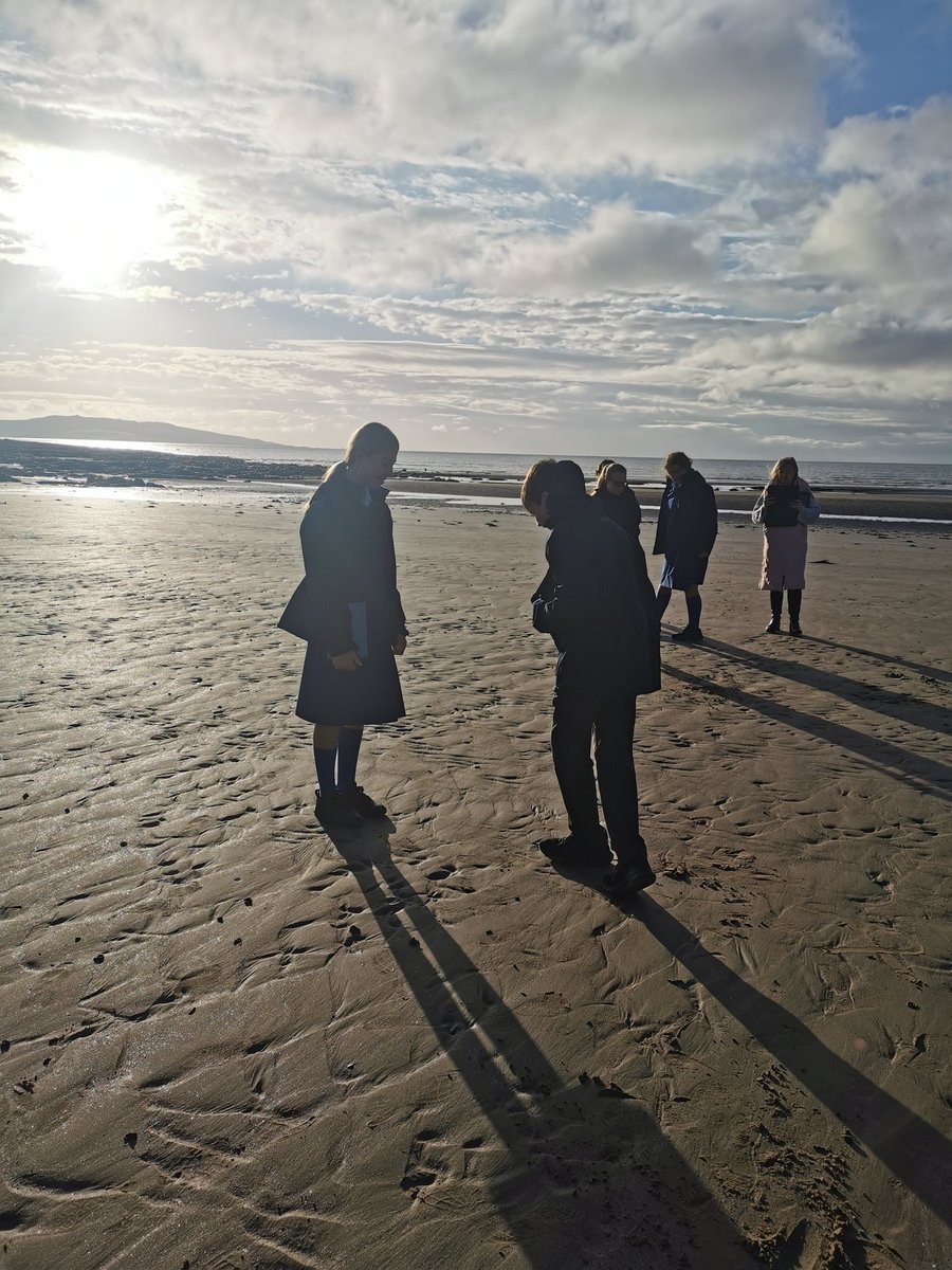 _MsLeahBrophy_'s tweet photo. 1B at the beach being sneaky Christians trying to identify each other secretly while keeping our religious identify hidden from the Roman Guards!🕵️👀 Delighted to report we only lost a couple of students to Roman Persecution! 😂 @stjosephsrush @KielyEmer #ichthus #RE #1stYear https://t.co/Nu2AODUog8